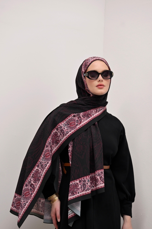 Mimelif Şehnaz İpeksi Desenli Şal Siyah