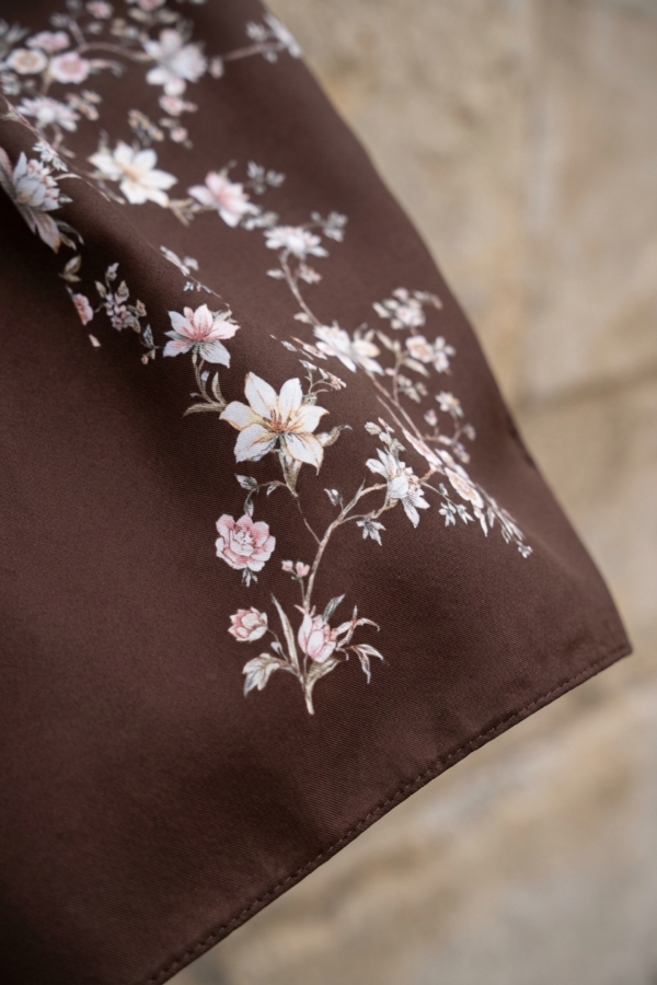 Mimelif İpek Sakura Desenli Şal Kahverengi